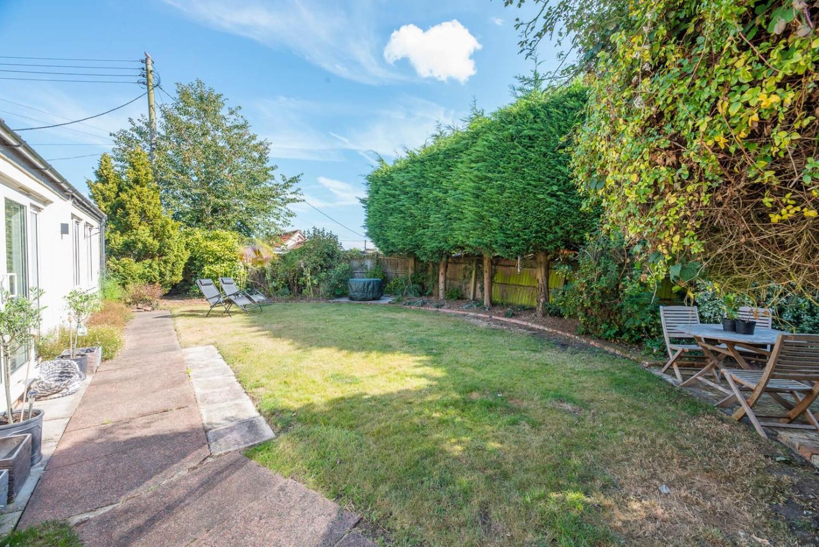 Saxon Cottage, Friston Bagian luar foto