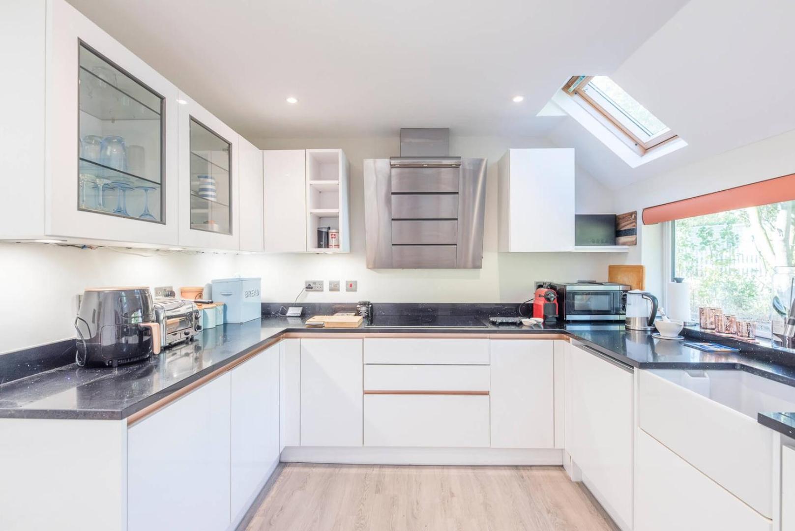 Saxon Cottage, Friston Bagian luar foto